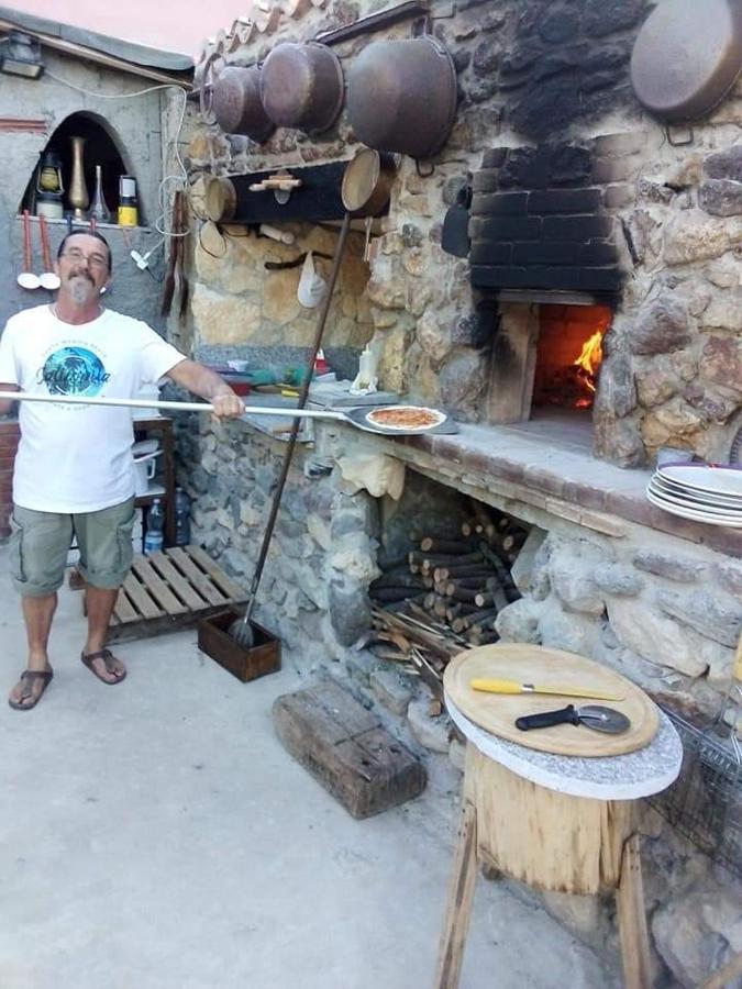 Belli come il Sole Serri Esterno foto