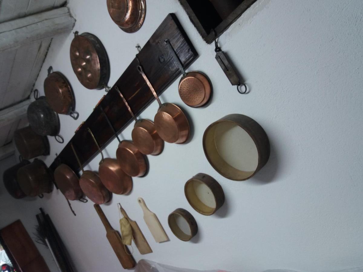 Belli come il Sole Serri Esterno foto