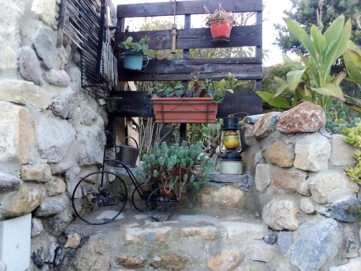 Belli come il Sole Serri Esterno foto