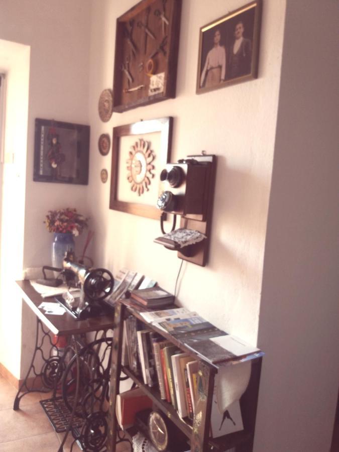 Belli come il Sole Serri Esterno foto